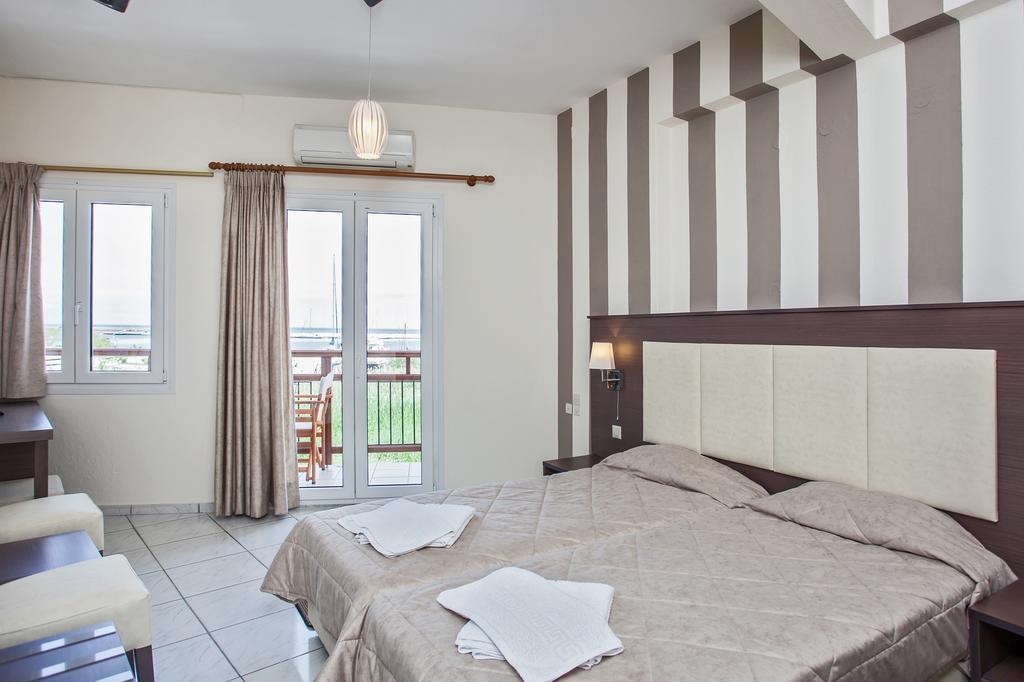 Akti Fine Rooms Skopelos Pokoj fotografie